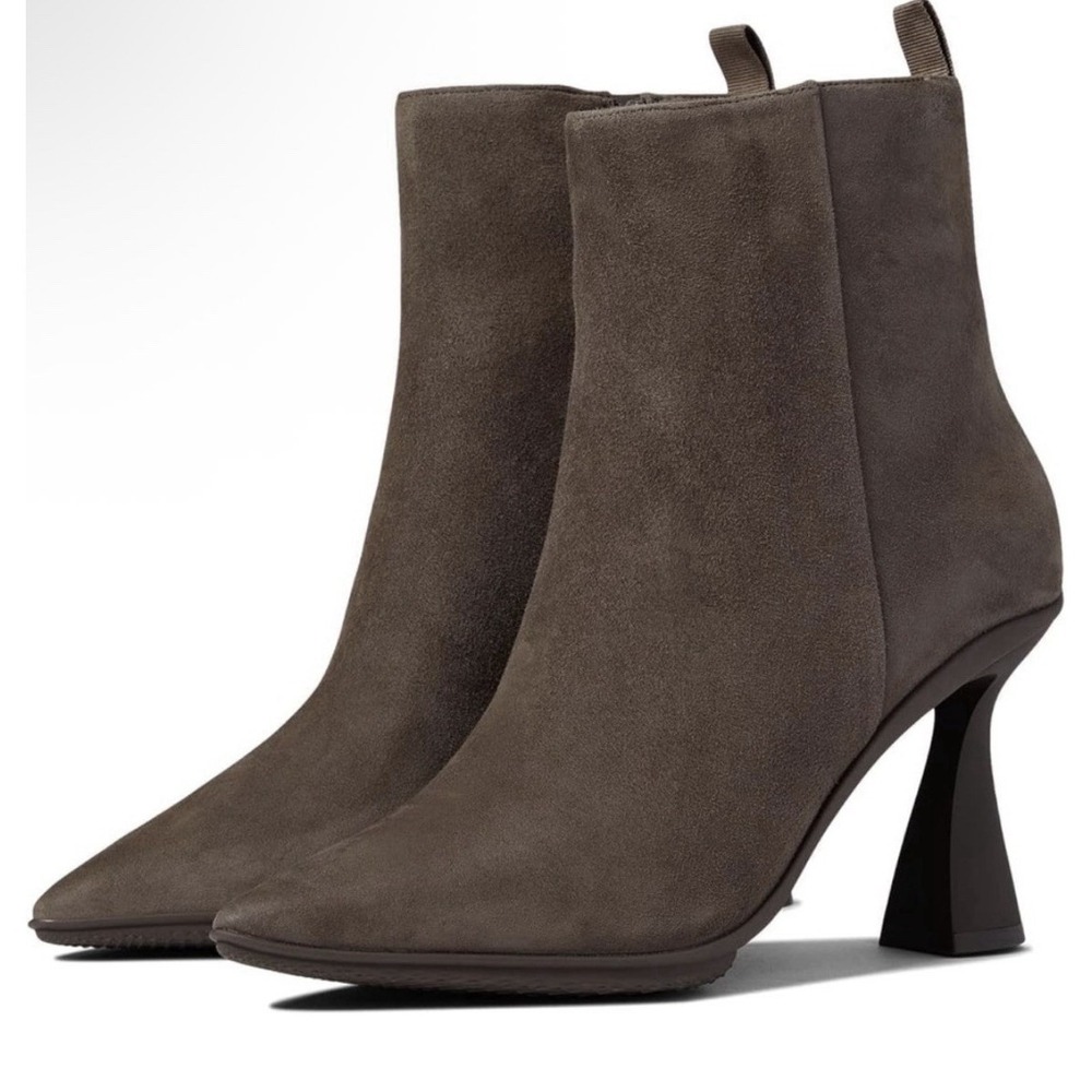 Cole Haan Grand Ambition York Bootie Black Leather Spool Heel Pointed Toe Boots